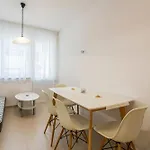 Apartamento Modern Near The And Center Of