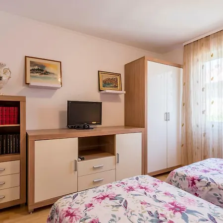 Apartamento Modern Near The And Center Of